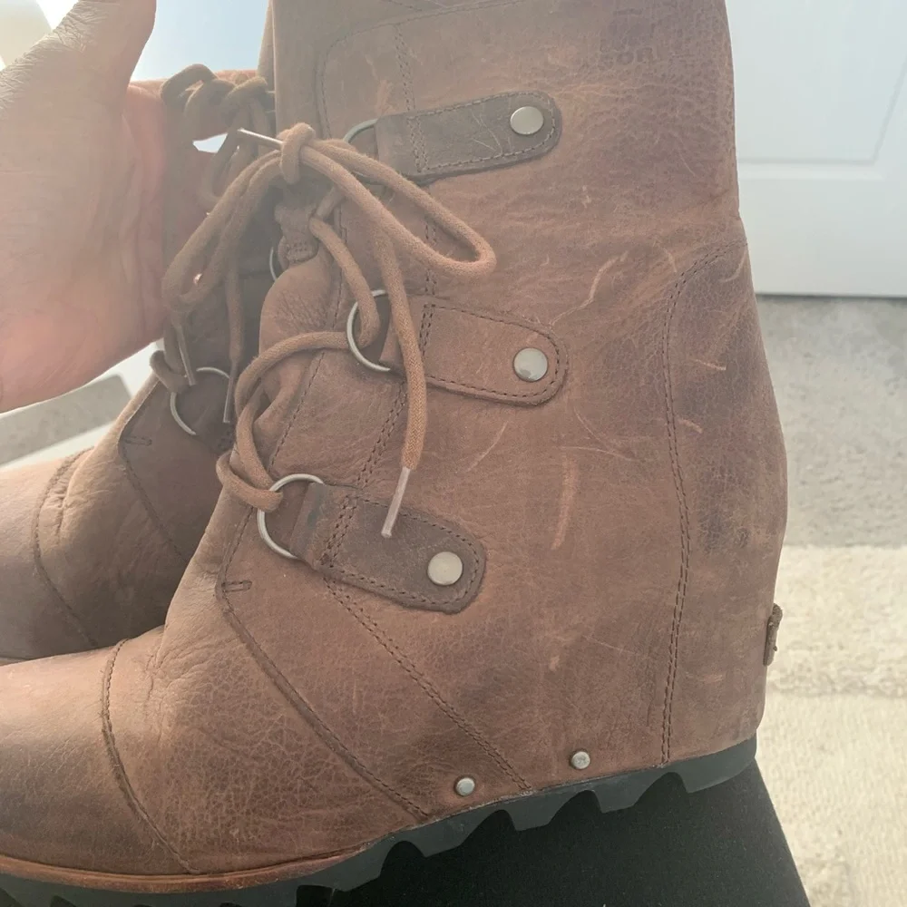 Sorel Woman’s Wedge Brown Lace-Up Ankle Boot